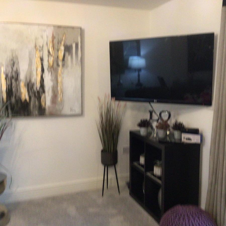 Luxurious River View Apartment With Terrace Worcester Kültér fotó